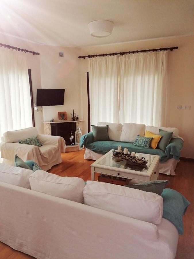 Irinas Country Home! Holiday home
